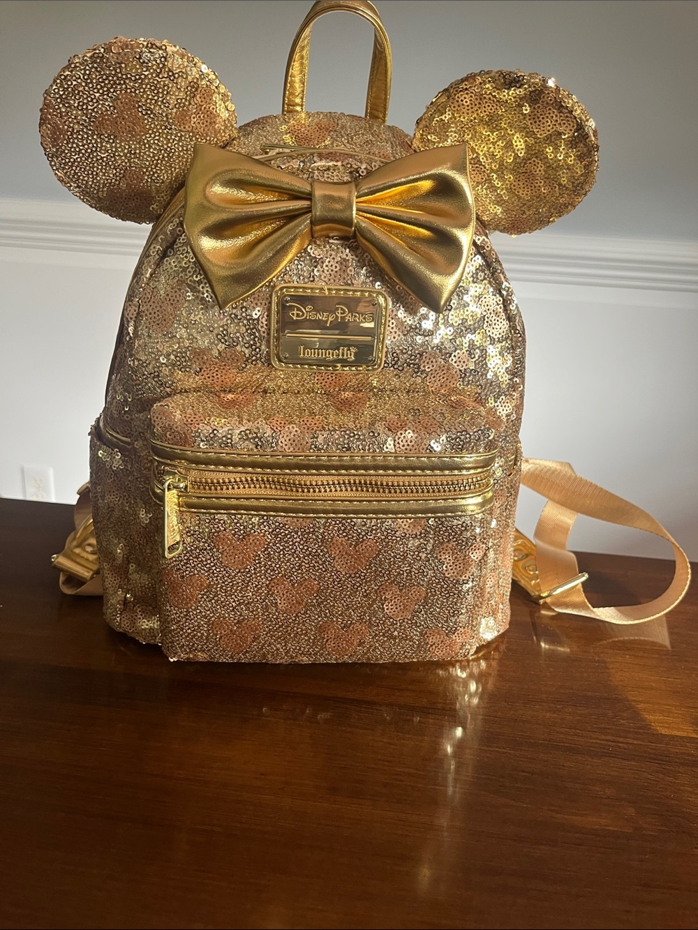 NWT Disney Parks Loungefly Hidden Minnie Gold Sequins backpack